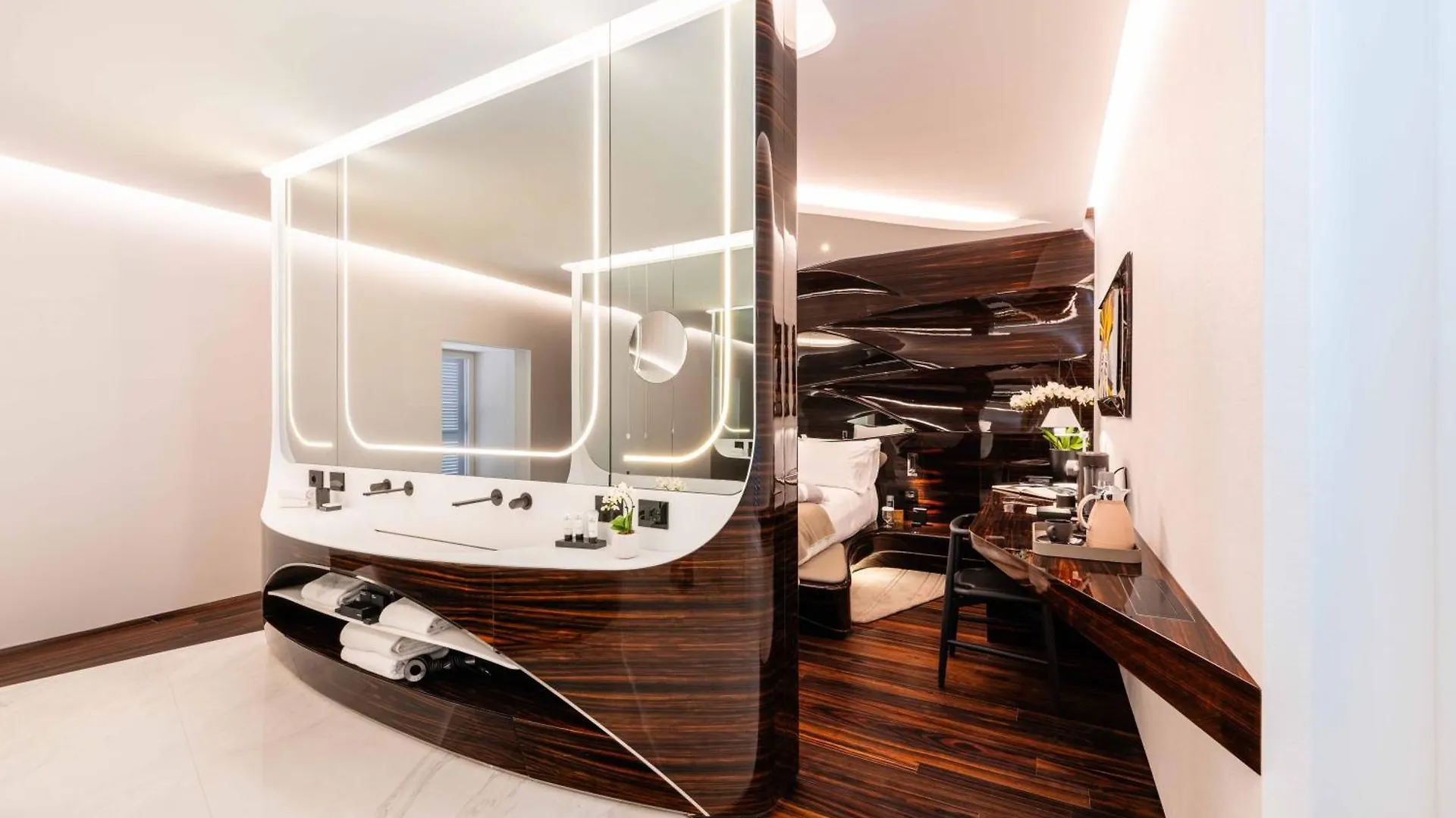 *****  Romeo Roma Hotel Italy